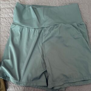 HALARA High-Waisted Majolica Blue Shorts